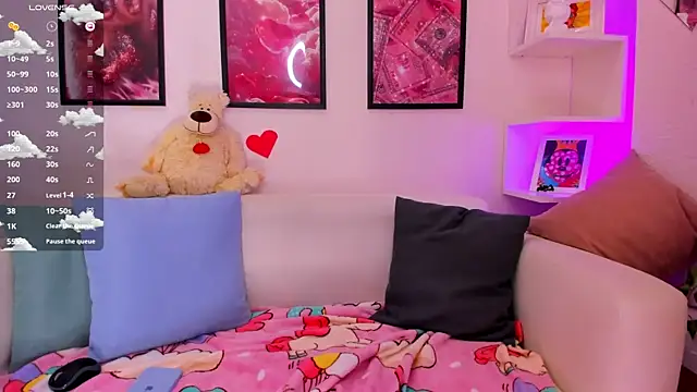 art_lovee Adlı Modelin Canlı XXX Sohbeti