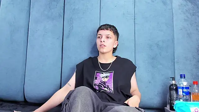 Megan_Thompson_ Live XXX-chat