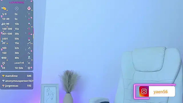 Liah__19 即時 XXX 聊天