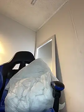 _Sarita_1 Live XXX-Chat