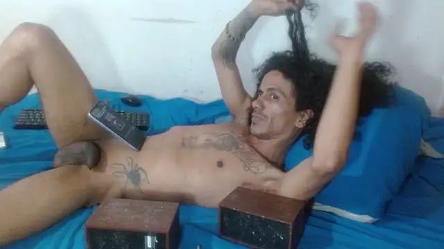 Chat +18 de femboy_bigcock ao vivo