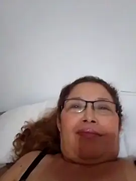 Chat +18 de Cessi50 ao vivo