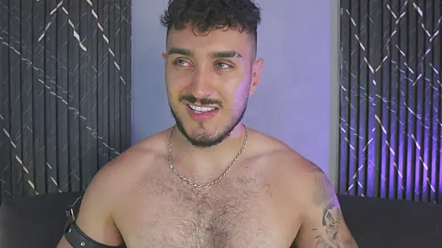 Show modela Zionmattis na web-kameri