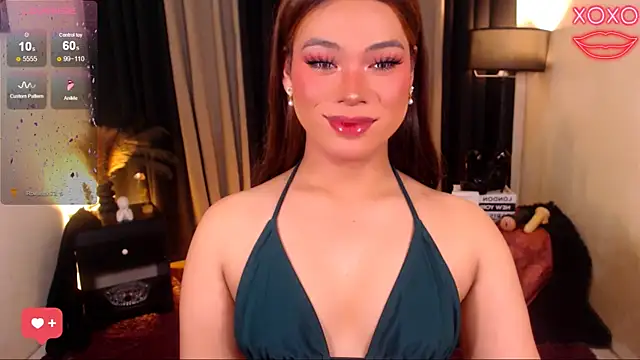 IamRaeganDolls69 网络视讯表演