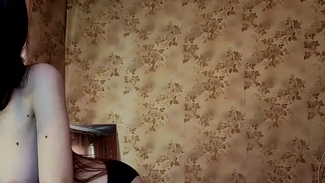 แชท XXX สดของ QutieDaSweet