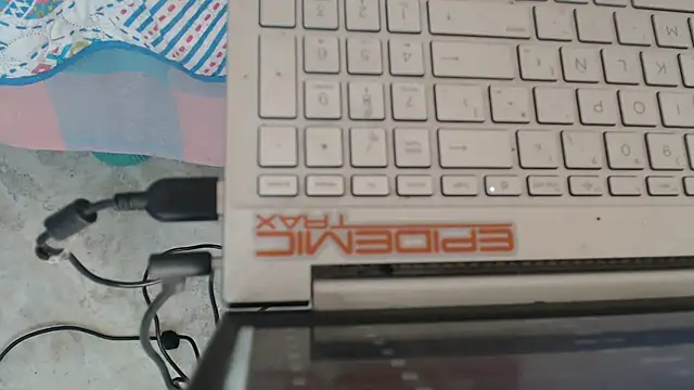 caramel_doll__'s Live XXX Chat