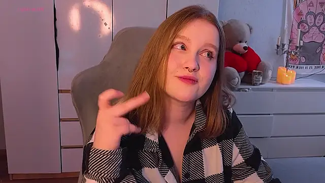 Ol1via: онлайн-секс-чат