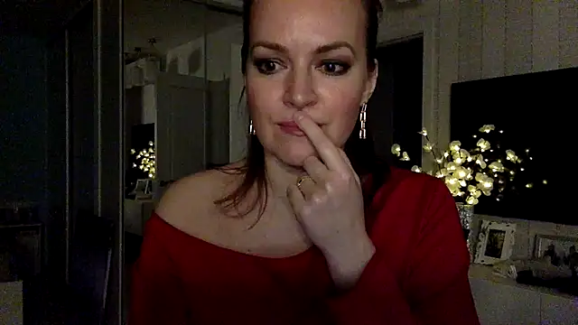 Ivoryne Live XXX-chat