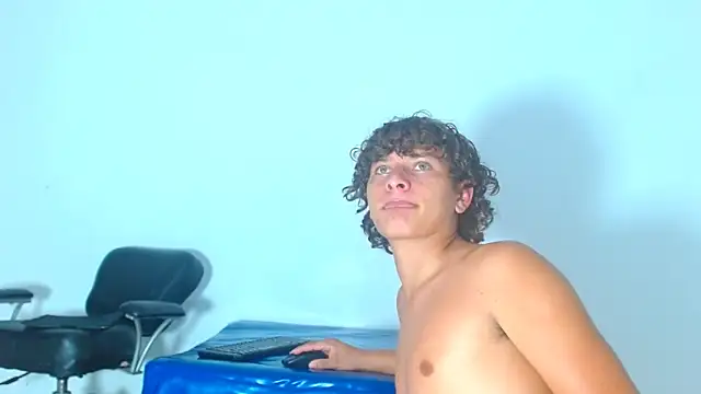 arielnoir6958 Chat XXX live