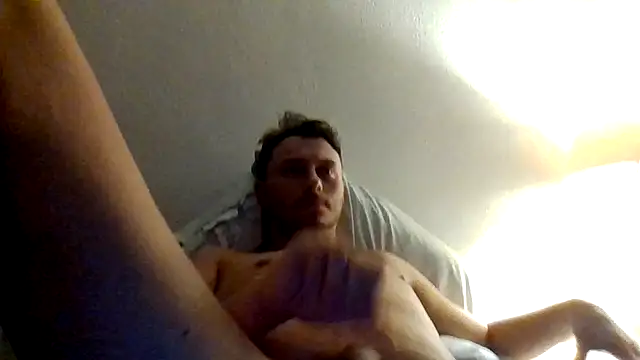 WhiteMamba6910's Live XXX Chat