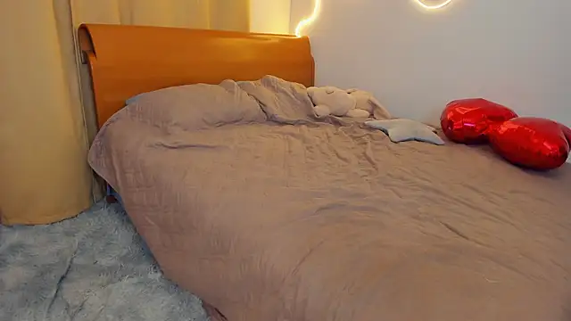 LeilaErcolani: онлайн-секс-чат