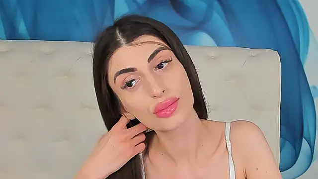 SkinnyDolly's Live XXX Chat