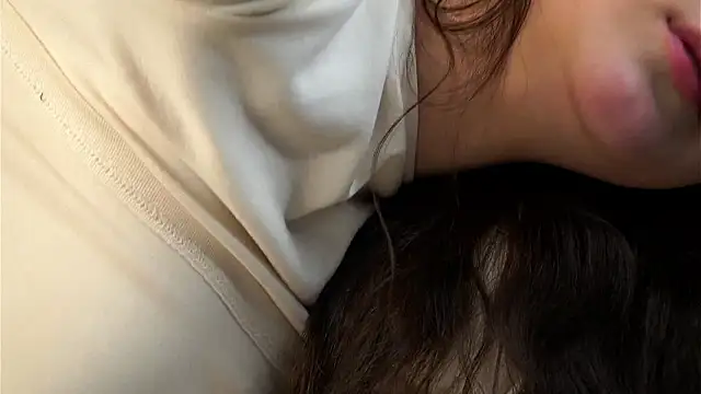 FalineBeacher's Live XXX Chat