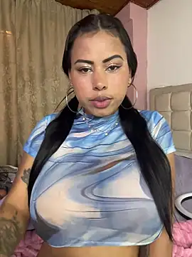 Mich-12's Live XXX Chat