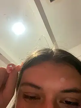 Maya_Manes' Live XXX Chat