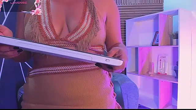 Czat XXX na żywo – shaden_