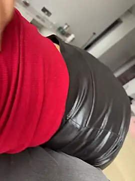 qwe522522 Chat XXX in diretta