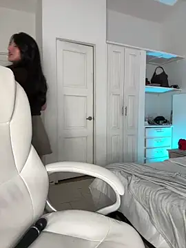 julieta_jhonss 现场XXX聊天