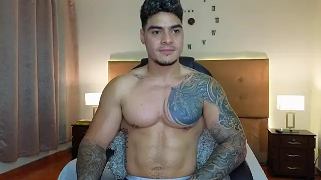 Steven_Velez Adlı Modelin Canlı XXX Sohbeti