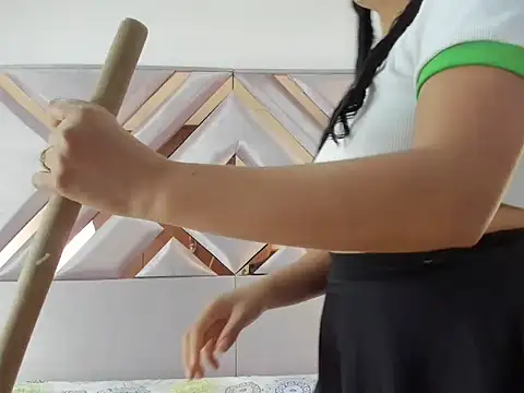 MiaKleinX 现场XXX聊天