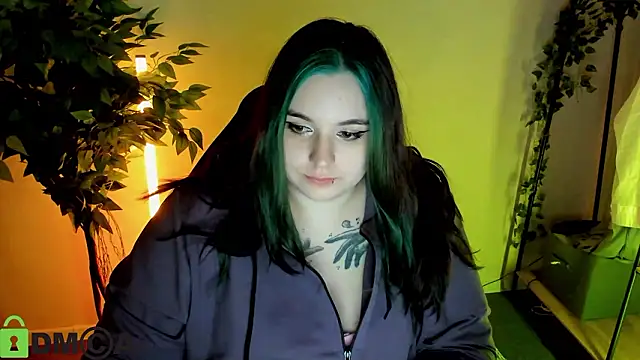 Mia_R0ss: онлайн-секс-чат