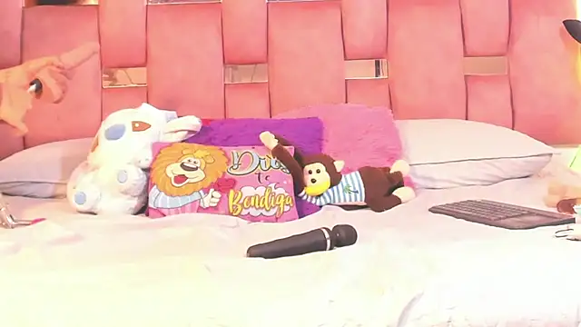 Chat XXX en directo de Betzabeth-Miller