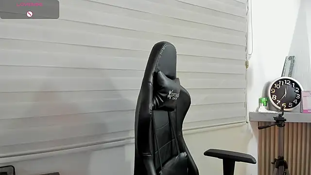 Rick_Adams live XXX chat