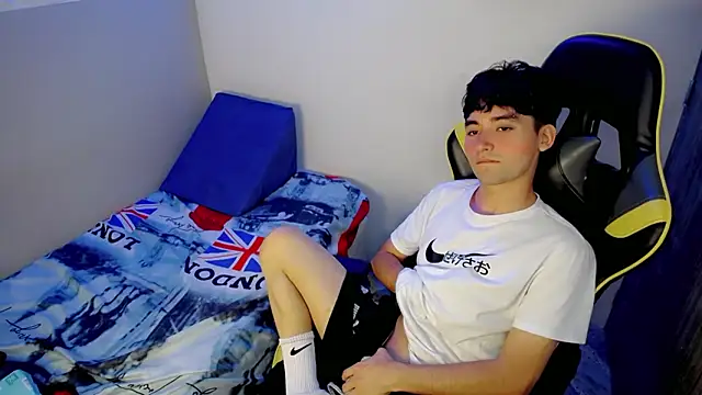 Luigii_ Live XXX-chat