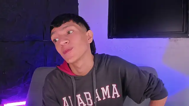 Chat +18 de JohanSedas ao vivo