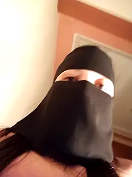 LONA-_-  – Naživo XXX chat