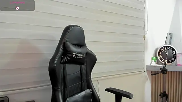 Rick_Adams: διαδικτυακό σόου στην κάμερα