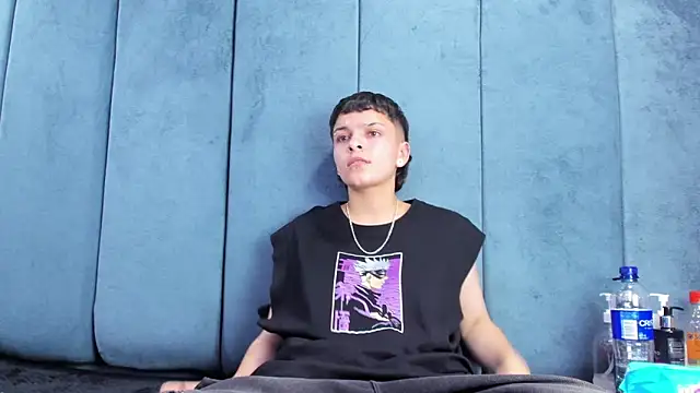 Megan_Thompson_n Live XXX chat