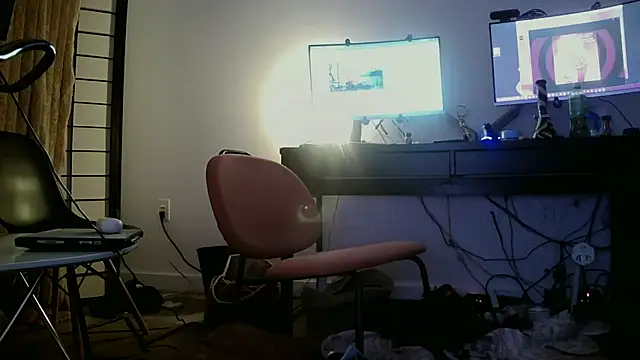 Pokazy przed kamerką – Mikela_Alexa