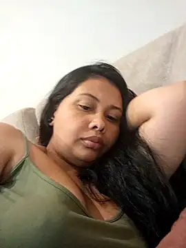 Alessandraa- Pertunjukan Webcam