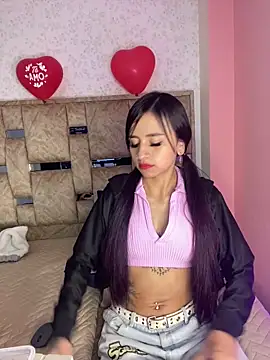 Lauraaa_pink18 – Kamerová šou