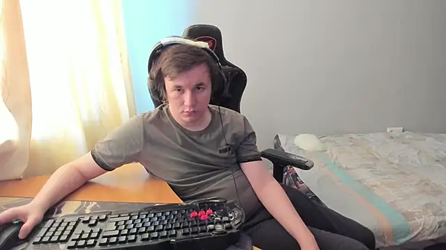 iliaskrislove's Live XXX Chat