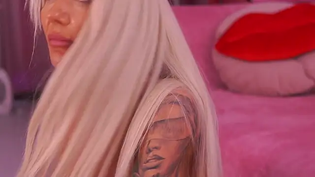 fallingangel élő XXX-chatje