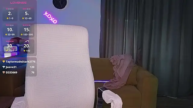 adrelaxina's Live XXX Chat