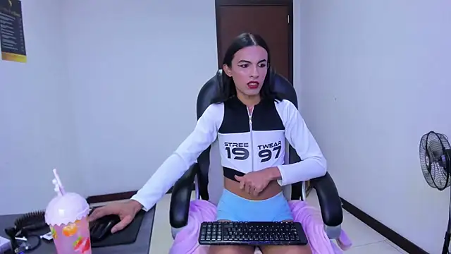 Вебкам-шоу Aisha_hotts777