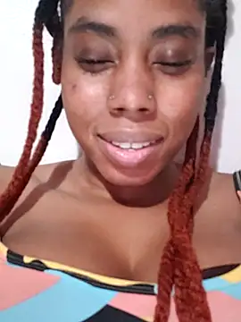 XXX chat uživo modela HONEYSWEETS_LIVE