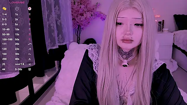 Chat +18 de Lein_Bone ao vivo