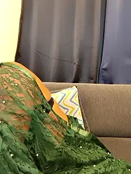 Poly_bhabiのウェブカメラショー