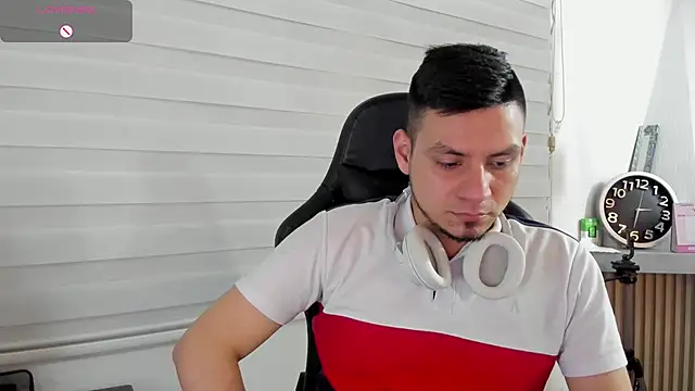 Rick_Adams 现场XXX聊天