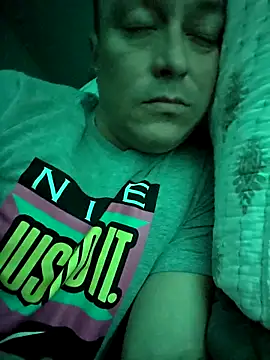 DoggiiDick webcam show