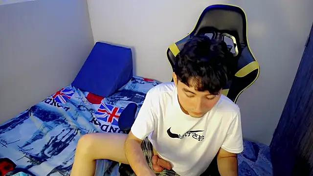 Luigii_'s Live XXX Chat