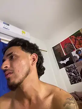 Kriss_Edwards élő XXX-chatje