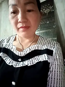 baby_112233 Show Webcam