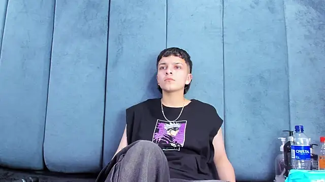 Megan_Thompson_ Live XXX-Chat