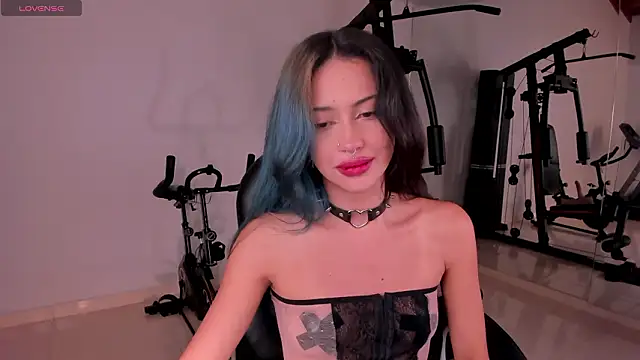 Chat +18 de KayraLanne ao vivo