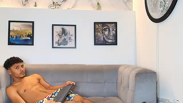 Онлайн чат XXX COUPLES_BOYS